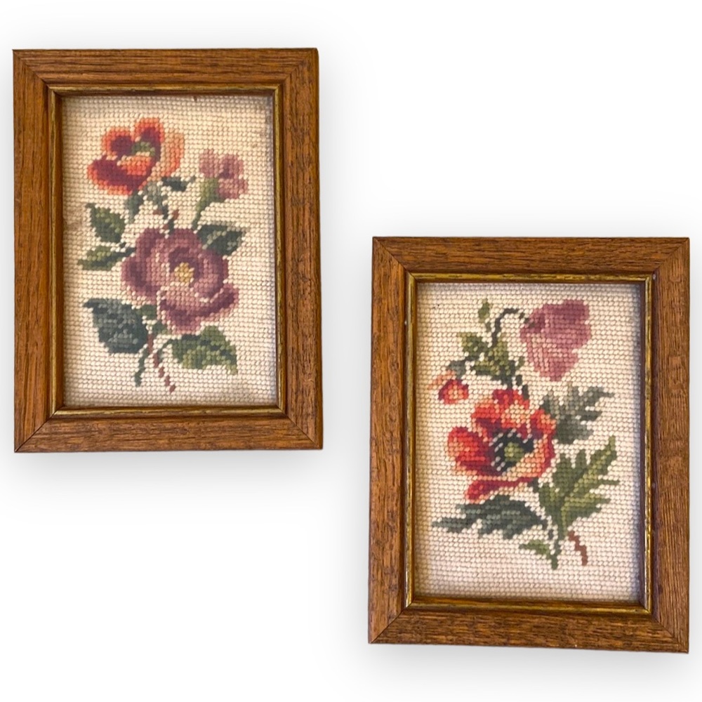 VINTAGE Wool Handmade Needlepoint Floral 60s 70s Decor Roses Cottagecore Antique
